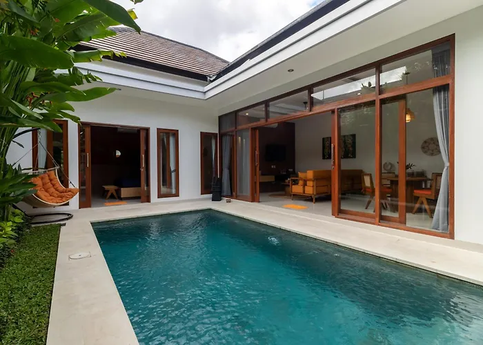 Suka Damai Peaceful 2 Bedroom Getaway Villa Seminyak